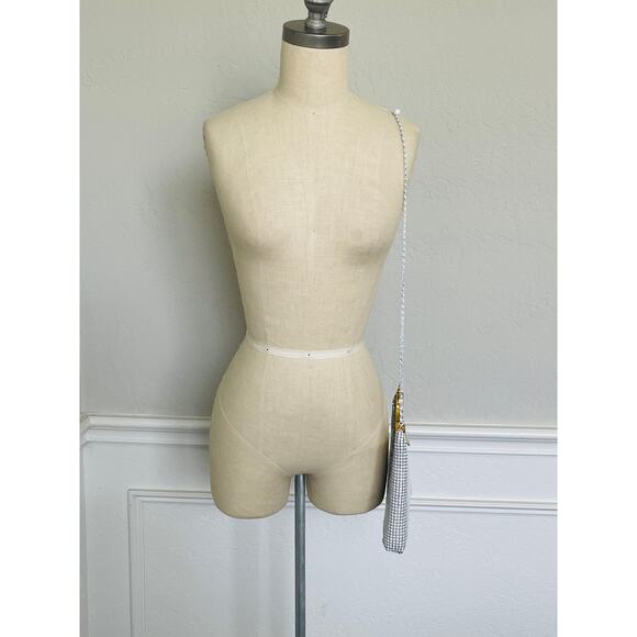 Vintage White Mesh Bag Gold Shoulder Bag - Picture 4 of 9